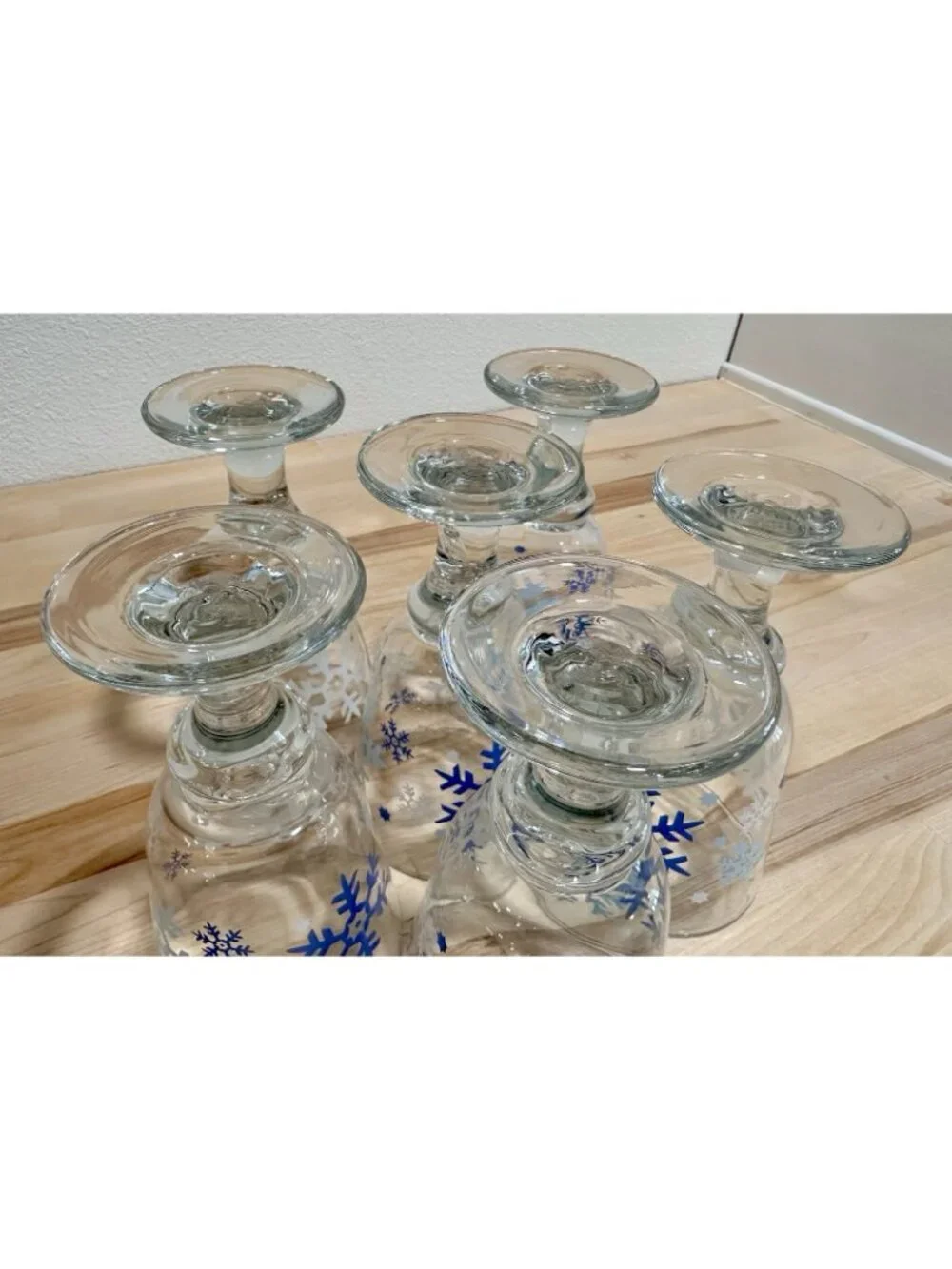 Set Of 6 Libbey V Shaped Water Tea Wine Goblets with Snowflake Christmas Design